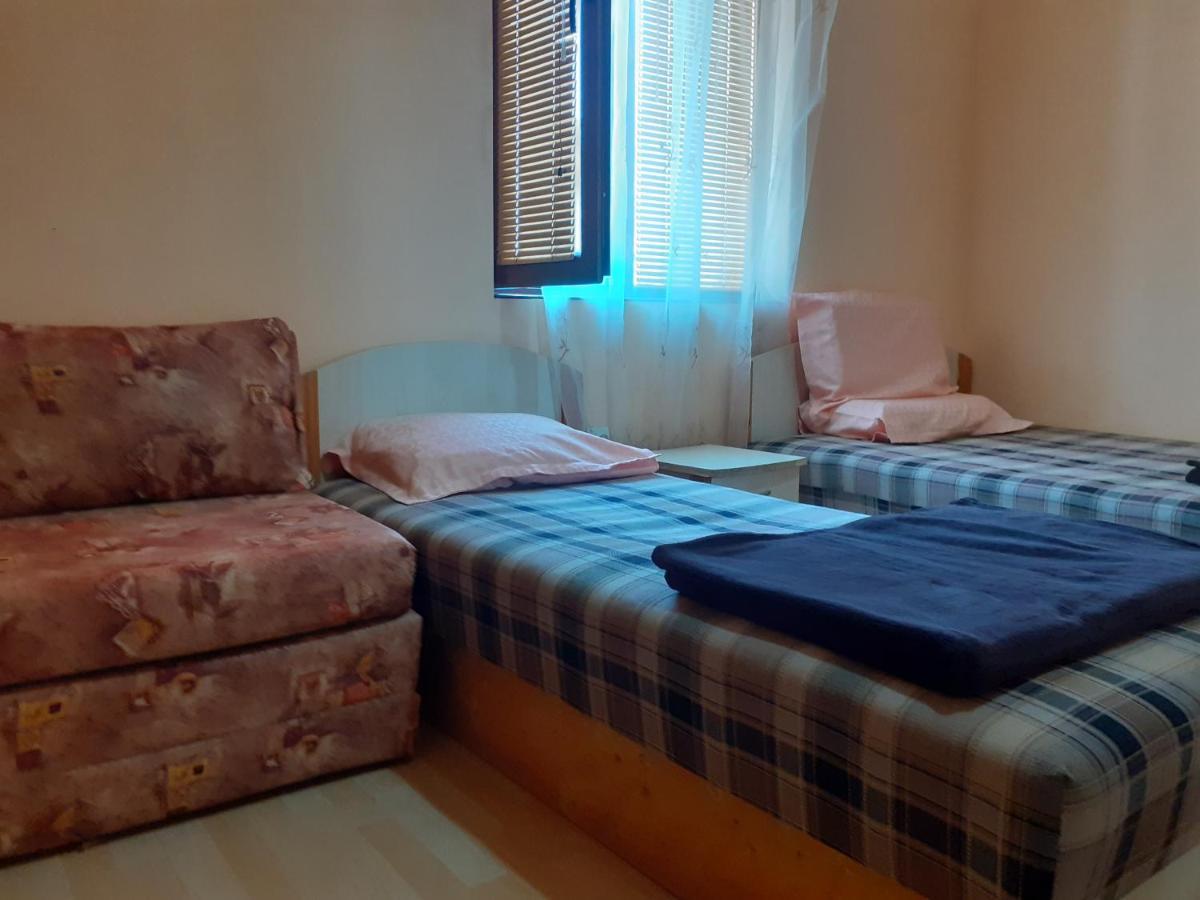 Guest House Edelvais Dve Mogili Esterno foto